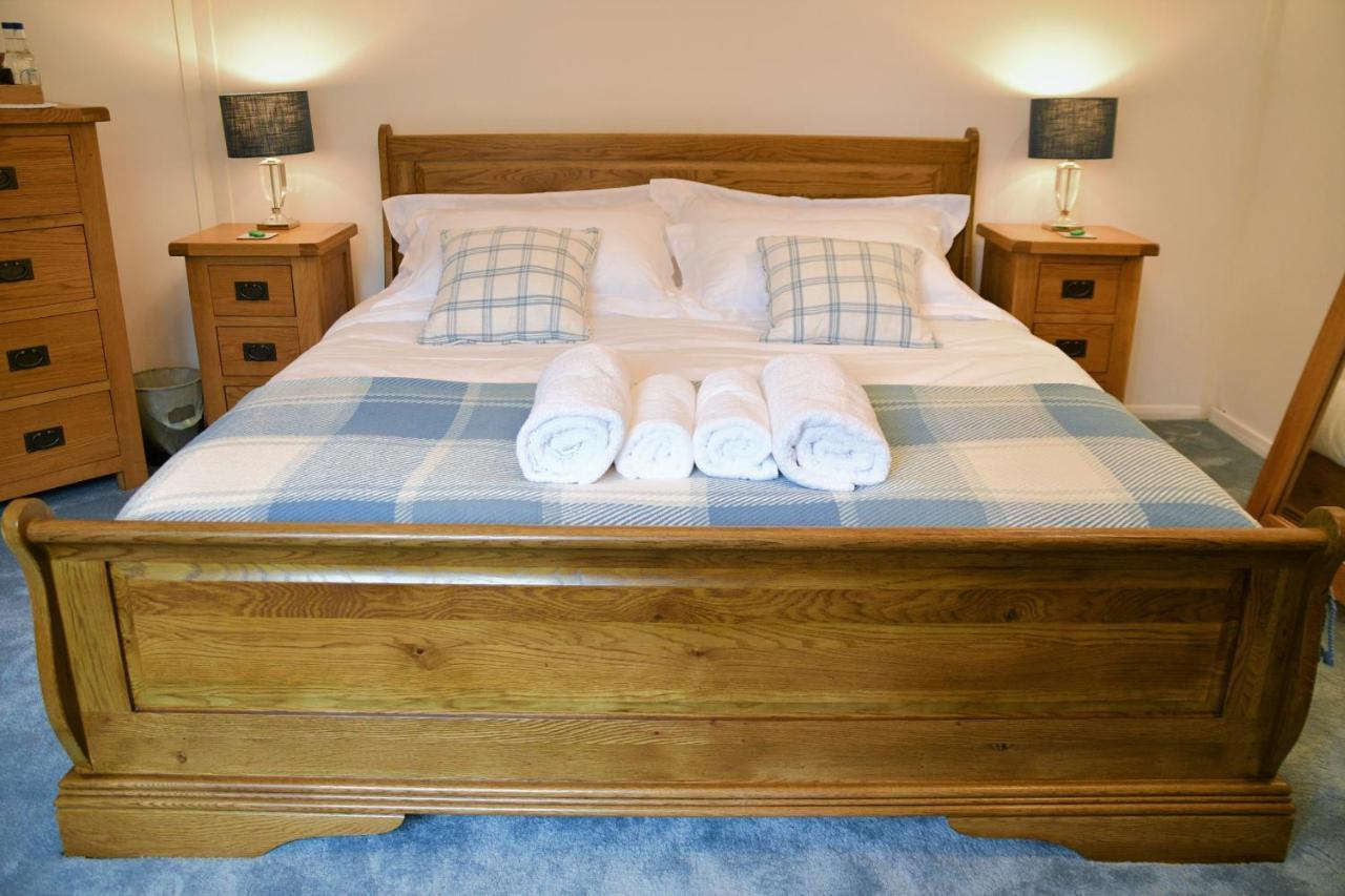 Trewassick Barn Bed & Breakfast นิวคีย์ ภายนอก รูปภาพ