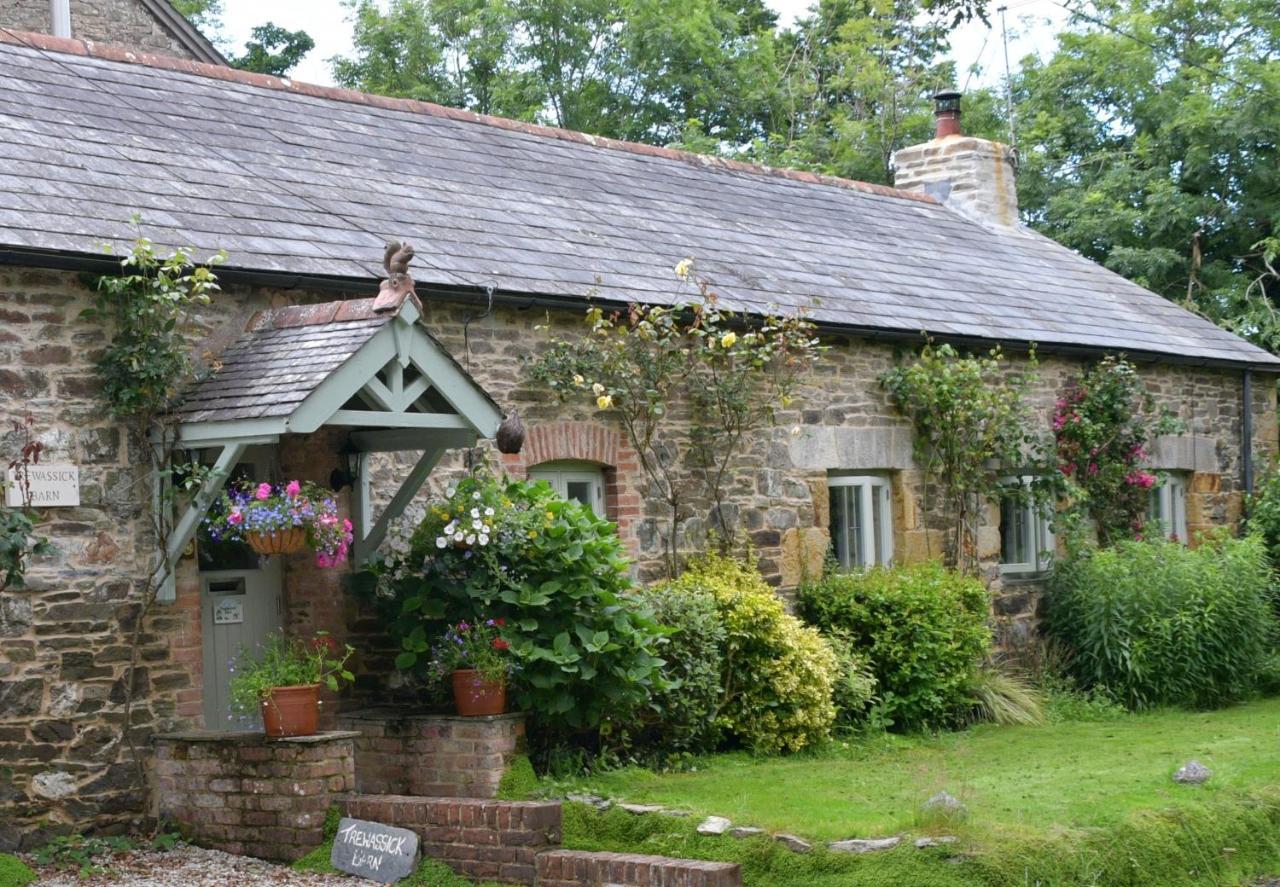 Trewassick Barn Bed & Breakfast นิวคีย์ ภายนอก รูปภาพ